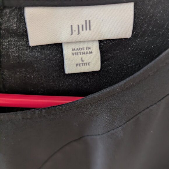 J Jill Women's  Asymmetrical Black Tunic Top 3/4 Sleeve 3 Button Back - Picture 7 of 7